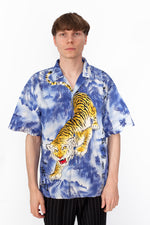 Vintage 90s Tiger Motif Shirt